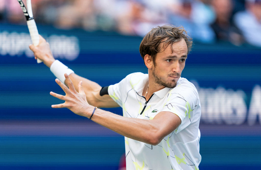 The weird techniques of professional tennis players